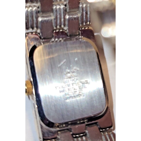 New John Weitz Men\'s Dress Watch - Never Worn - Gold Tone - New Battery main image 9